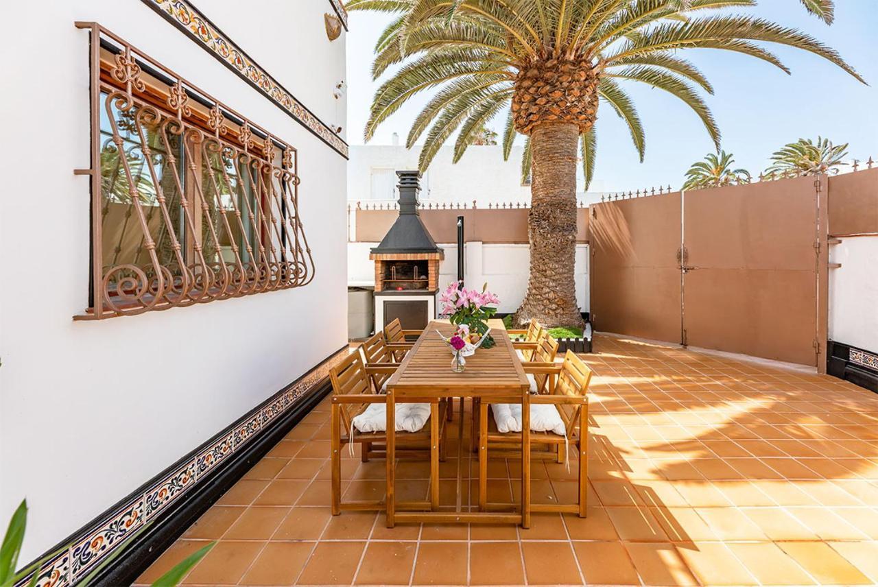Villa Corralejo Bay Beachfront Corralejo By Holidays Home Zewnętrze zdjęcie